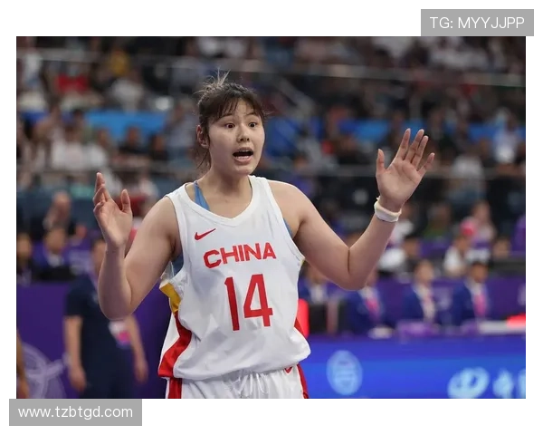 对话杨芳：回顾她的篮球生涯与成长之路的精彩瞬间